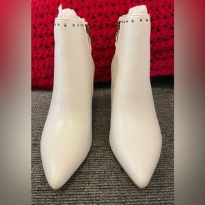 Cream High-Heeled Ankle Booties with Pointed Toe